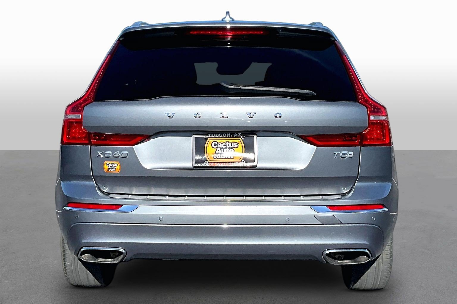 Used 2019 Volvo XC60 T5 Inscription w/ Protection Package Premier FWD image 4