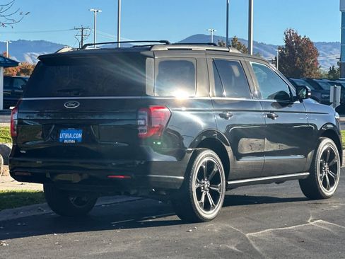 Certified 2023 Ford Expedition Limited image 2