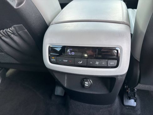 Used 2025 Hyundai Palisade SEL FWD image 25