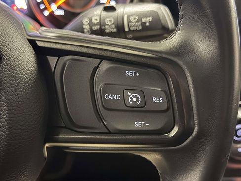 Used 2018 Jeep Wrangler Sport S image 15