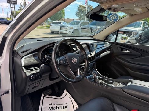 Used 2018 Buick Envision Premium AWD/4WD image 16