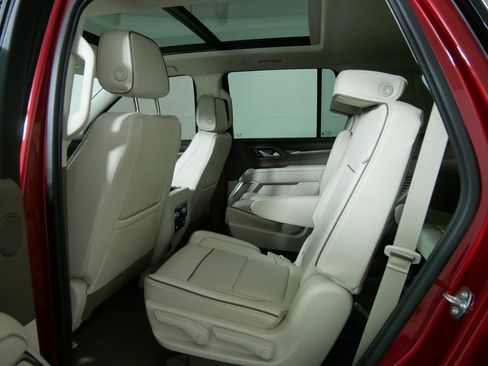 Used 2024 GMC Yukon Denali image 26