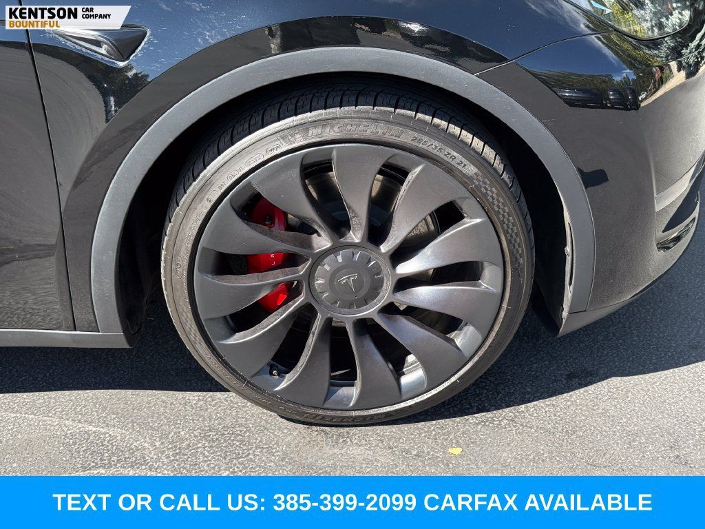 Used 2024 Tesla Model Y Performance AWD/4WD image 13