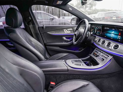 Used 2021 Mercedes-Benz E 350 Sedan image 16