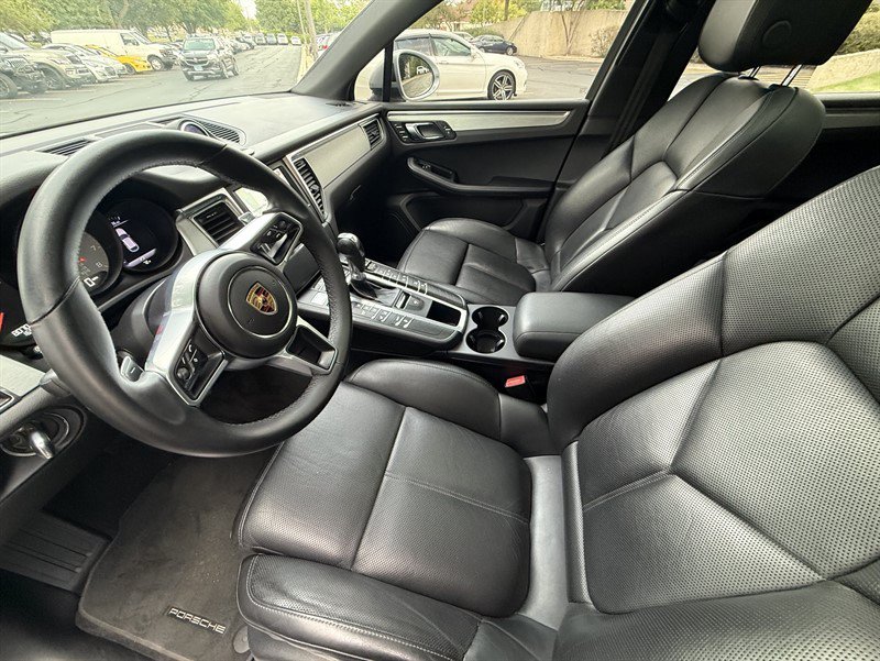Used 2016 Porsche Macan S AWD/4WD image 28