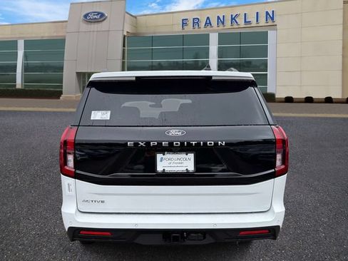 New 2026 Ford Expedition Active RWD image 6