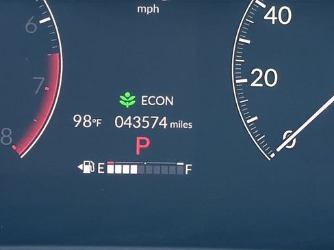Used 2025 Honda CR-V EX-L image 11