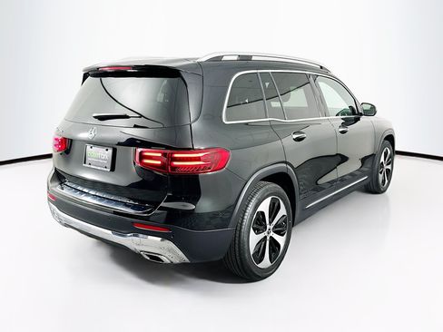 Used 2025 Mercedes-Benz GLB 250 image 9