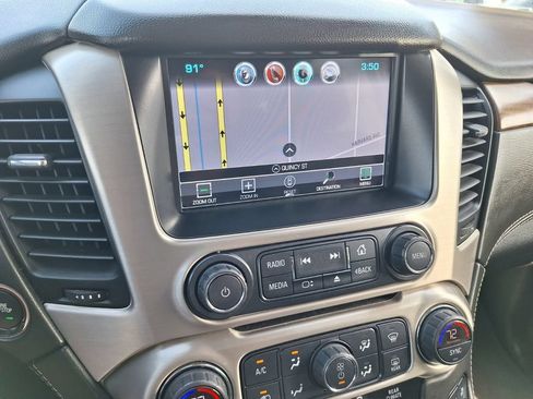 Used 2020 GMC Yukon XL Denali w/ Denali Premium Package RWD image 24