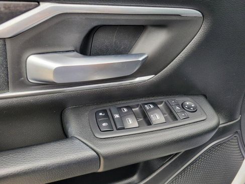 Used 2019 RAM 1500 Big Horn RWD image 11