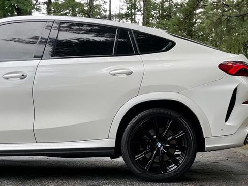 Used 2021 BMW X6 xDrive40i AWD/4WD image 5
