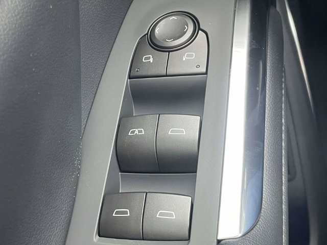 New 2027 Chevrolet Traverse Z71 w/ Enhanced Driving Package AWD/4WD image 19