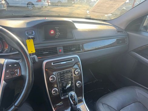 Used 2016 Volvo S80 T5 w/ Convenience Package image 27