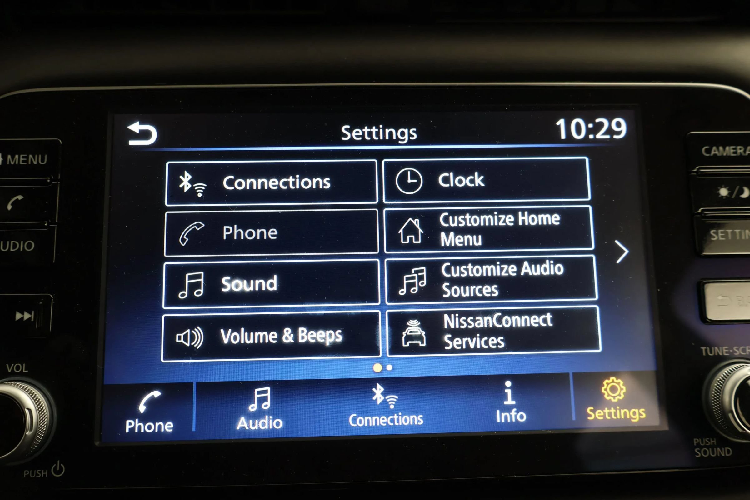 Used 2024 Nissan Kicks SR FWD image 27