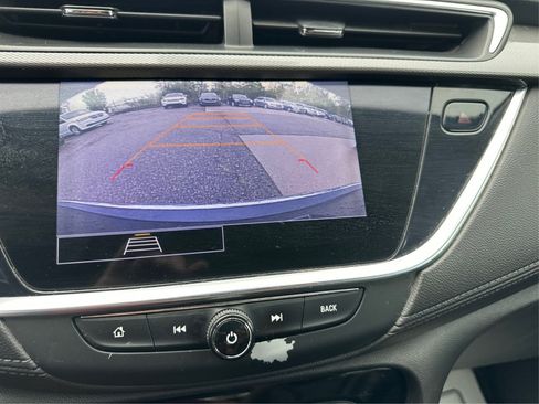 Used 2021 Buick Encore GX Essence w/ Experience Buick Package FWD image 33
