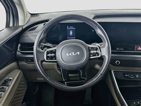 Used 2026 Kia Carnival LXS FWD image 18