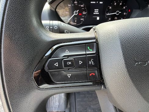 Used 2024 RAM ProMaster 2500 w/ Convenience Group FWD image 23