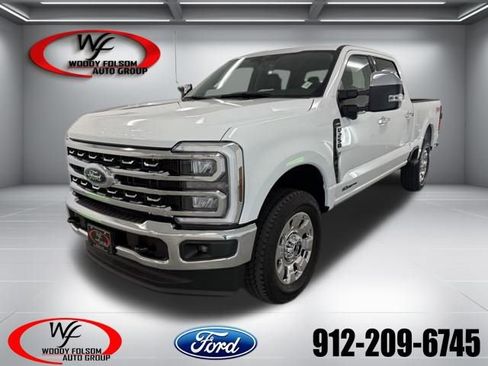 New 2026 Ford F250 4x4 Crew Cab Super Duty image 1