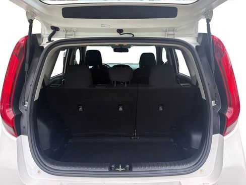 Used 2021 Kia Soul LX FWD image 11