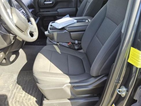 Used 2022 Chevrolet Silverado 1500 Custom w/ Safety Confidence Package image 6