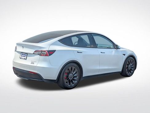 Used 2022 Tesla Model Y Performance AWD/4WD image 3
