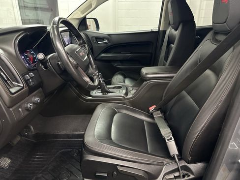 Used 2022 GMC Canyon AT4 w/ Trailering Package image 19