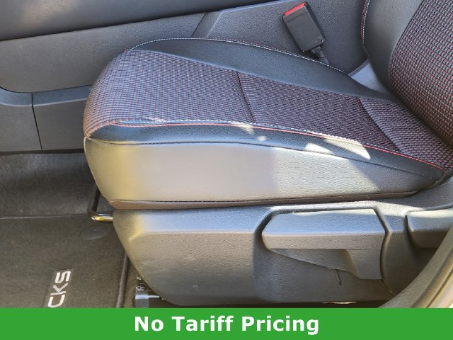 Used 2025 Nissan Kicks SR FWD image 24