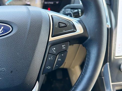 Used 2023 Ford Edge Titanium w/ Equipment Group 301A AWD/4WD image 13