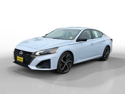 Used 2023 Nissan Altima 2.5 SR