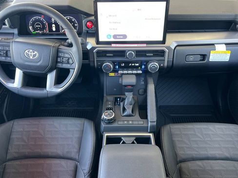 New 2026 Toyota 4Runner TRD Off-Road Premium AWD/4WD image 10