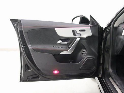 Certified 2024 Mercedes-Benz CLA 250 4MATIC image 18