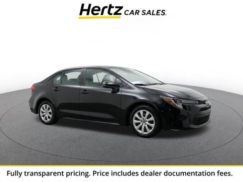 Used 2025 Toyota Corolla LE FWD image 1