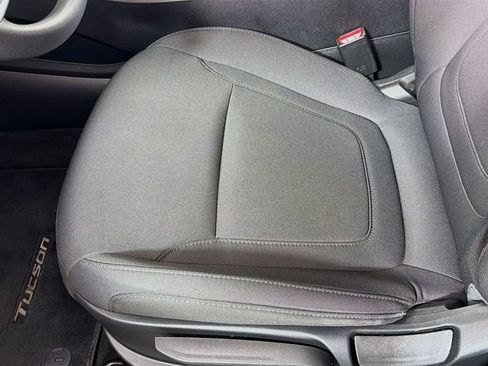 Used 2024 Hyundai Tucson SE AWD/4WD image 25