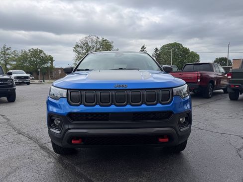 Used 2022 Jeep Compass Trailhawk w/ Sun and Sound Group AWD/4WD image 5