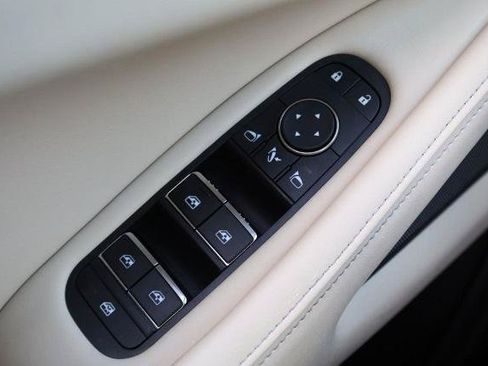 Used 2023 INFINITI QX60 Luxe w/ Cargo Package AWD/4WD image 23