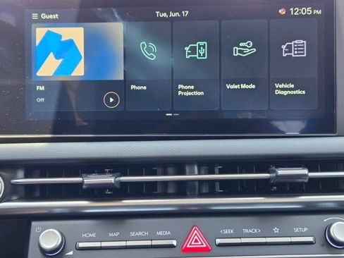 Certified 2025 Hyundai Tucson SE FWD image 12