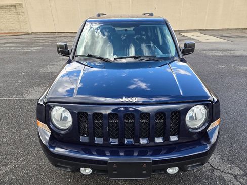Used 2012 Jeep Patriot Latitude FWD image 16