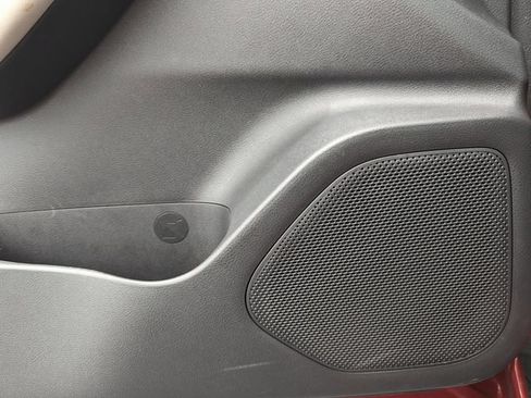 Certified 2023 Nissan Rogue SV FWD image 27