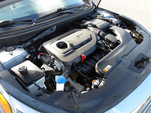 Used 2015 Hyundai Sonata Limited w/ Option Group 05 image 22