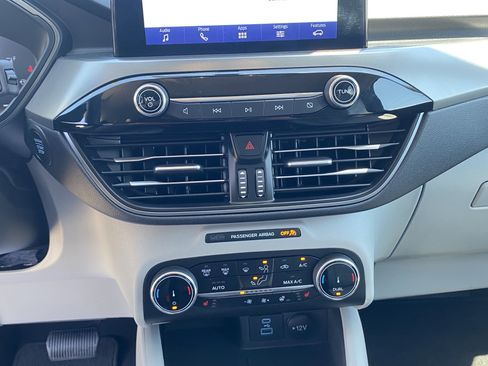 Used 2023 Ford Escape Active image 19