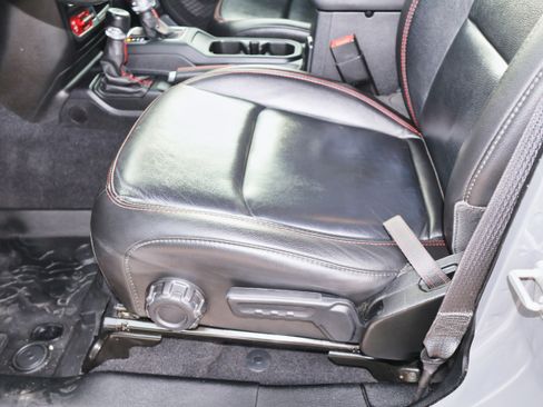 Used 2020 Jeep Wrangler Unlimited Rubicon w/ LED Lighting Group image 10