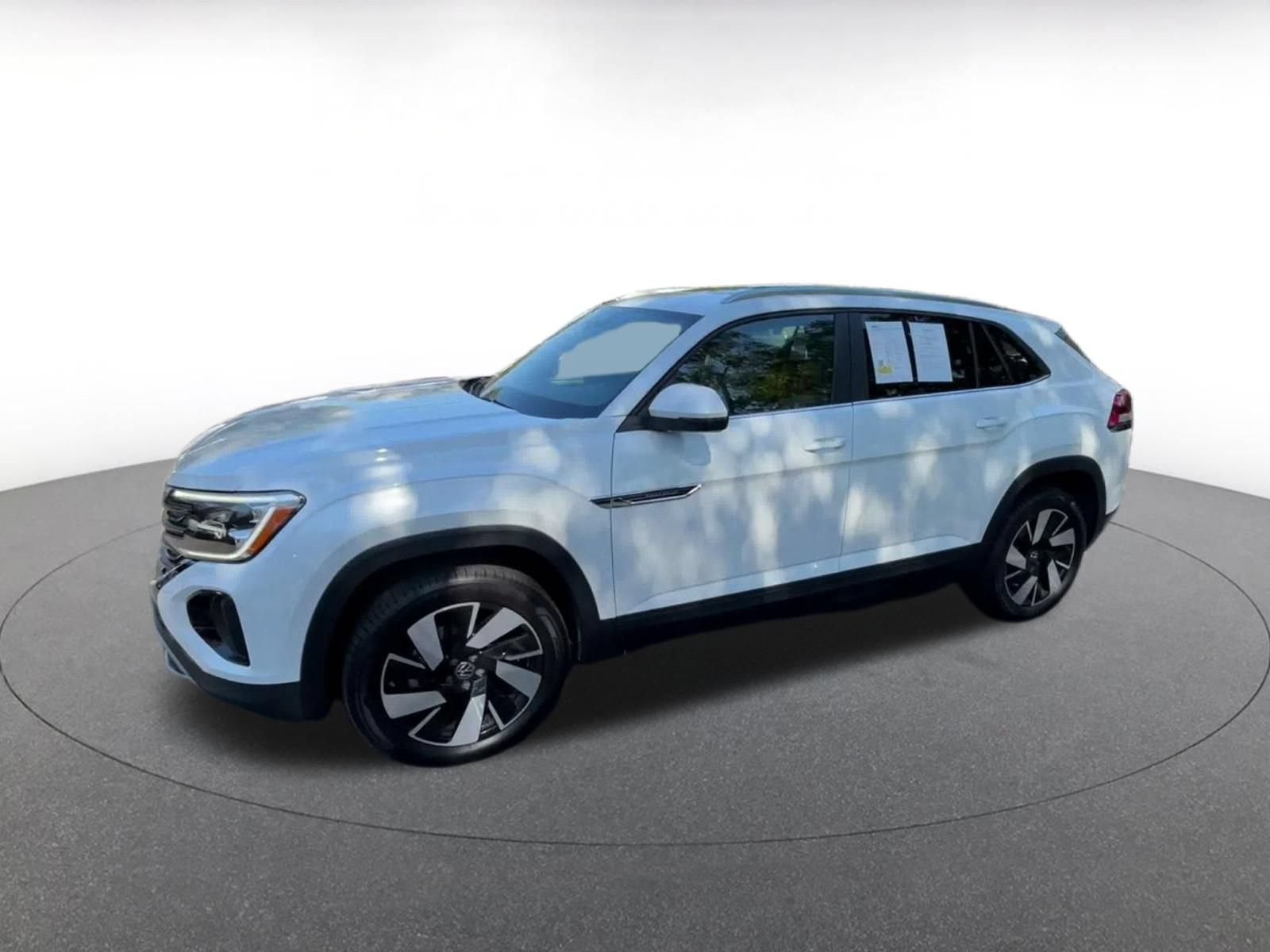 Used 2026 Volkswagen Atlas Cross Sport SE FWD image 7