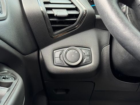 Certified 2018 Ford Escape Titanium AWD/4WD image 31