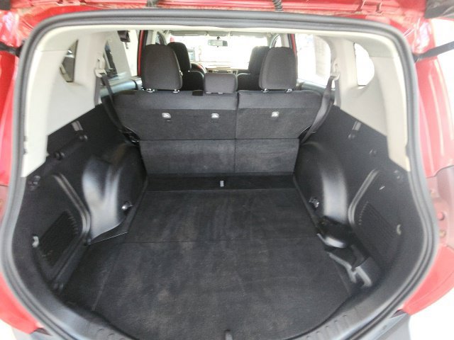 Used 2014 Toyota RAV4 XLE AWD/4WD image 22