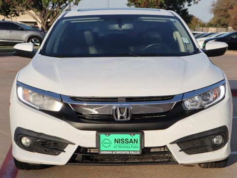 Used 2017 Honda Civic EX-L image 4