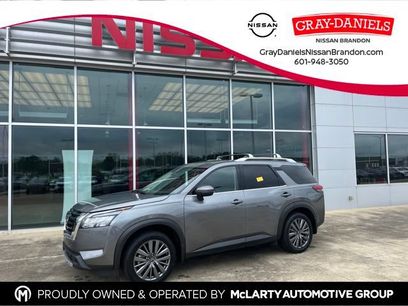 Certified 2025 Nissan Pathfinder SL w/ SL Premium Package