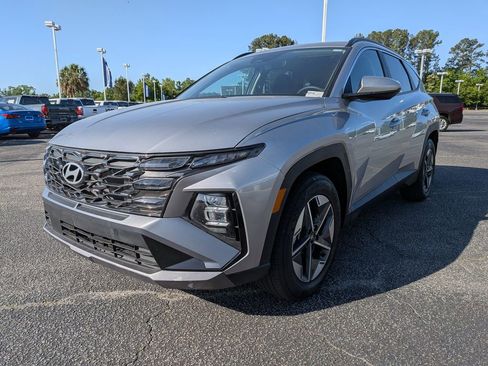 Used 2025 Hyundai Tucson SEL FWD image 11