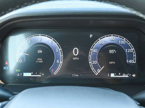 New 2025 Jeep Grand Cherokee Limited image 33