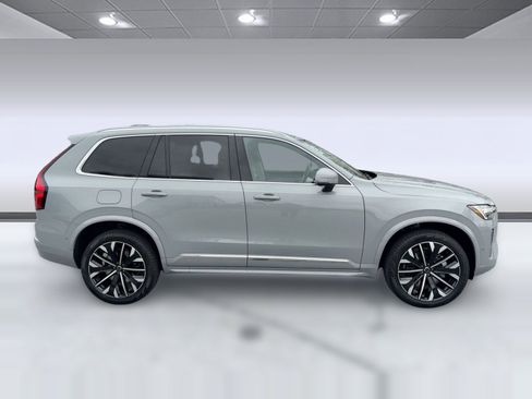 New 2026 Volvo XC90 B6 Ultra image 8