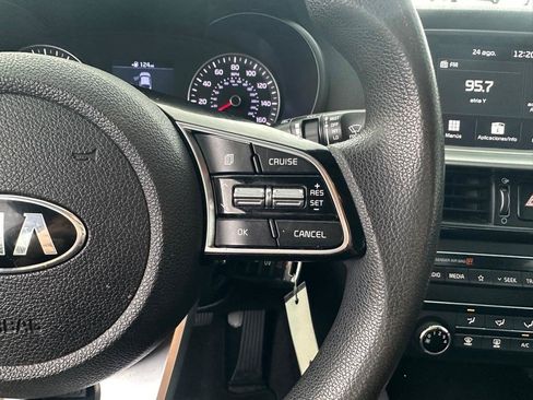 Used 2019 Kia Optima LX FWD image 13